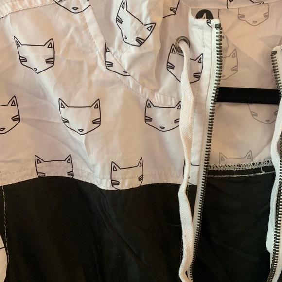 Cat jacket - Picture 3 of 3